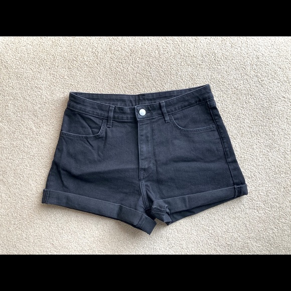 &Denim black shorts from h&m - Picture 2 of 10
